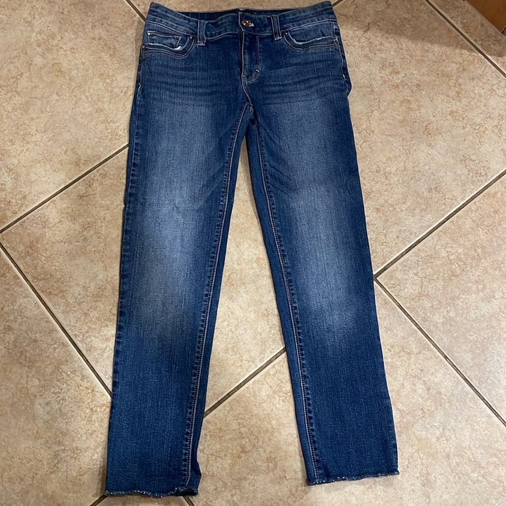*WHITE HOUSE BLACK MARKET* Slim Crop Size 0